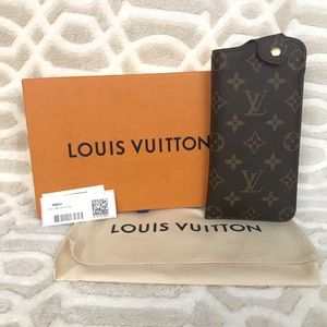 Louis Vuitton monogram sunglasses case MM